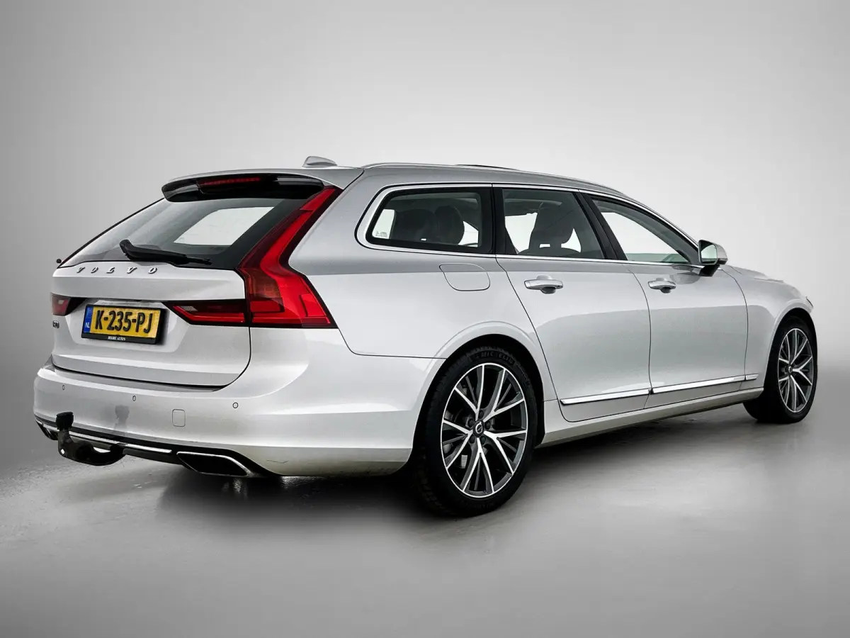 2.0 T8 AWD Inscription SOH 81% / Panorama dak / Adap-Cruise / leder int. / Head-up / stoelkoeling-verw. / Navigatie / / Apk 11-2026