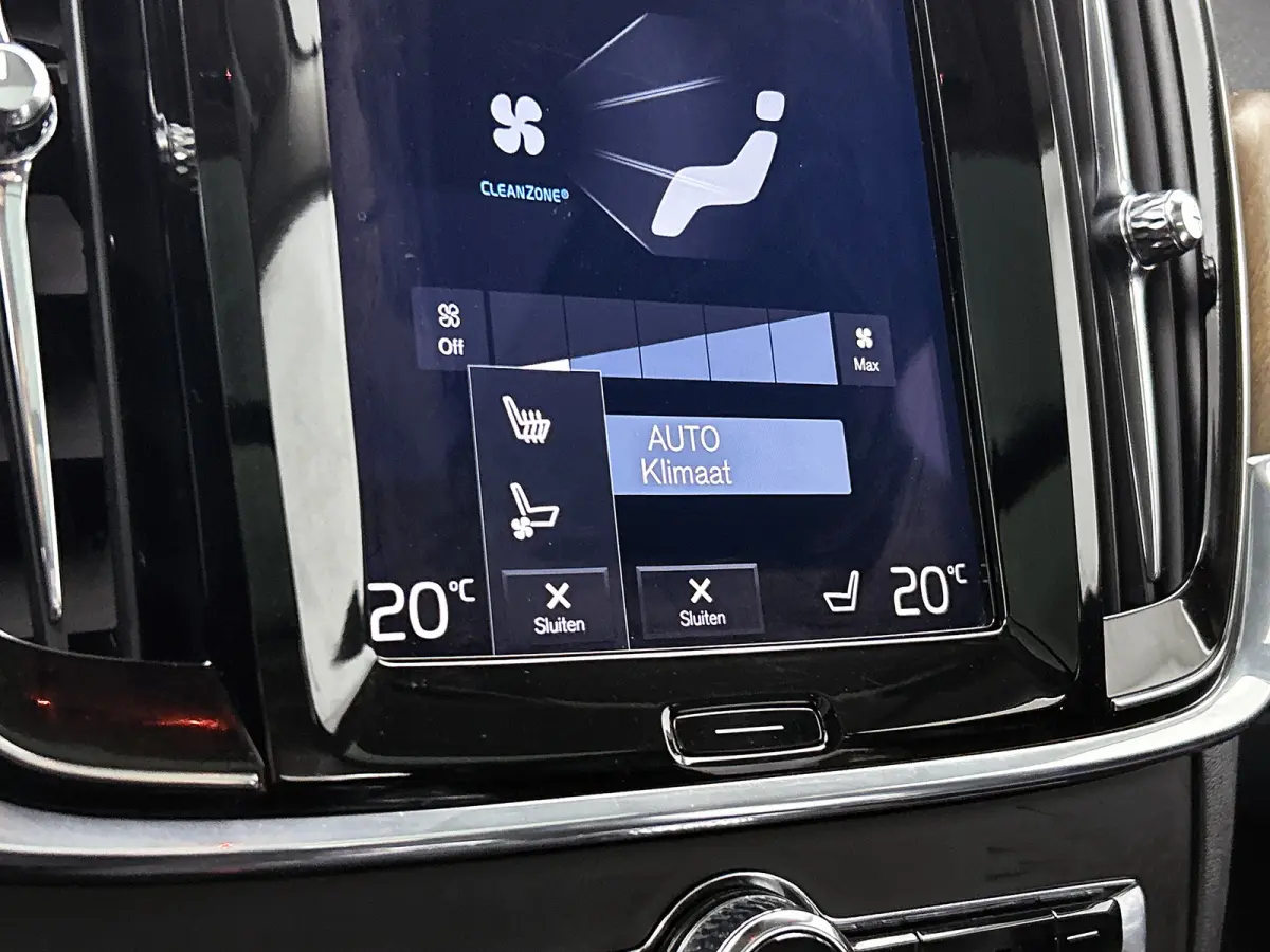2.0 T8 AWD Inscription SOH 81% / Panorama dak / Adap-Cruise / leder int. / Head-up / stoelkoeling-verw. / Navigatie / / Apk 11-2026