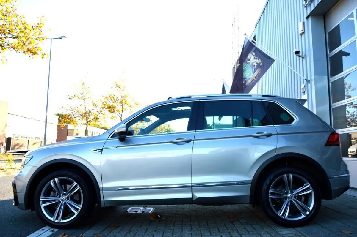 2.0 TSI 4Motion R-Line LEER/NAV/VIRTU/PANO