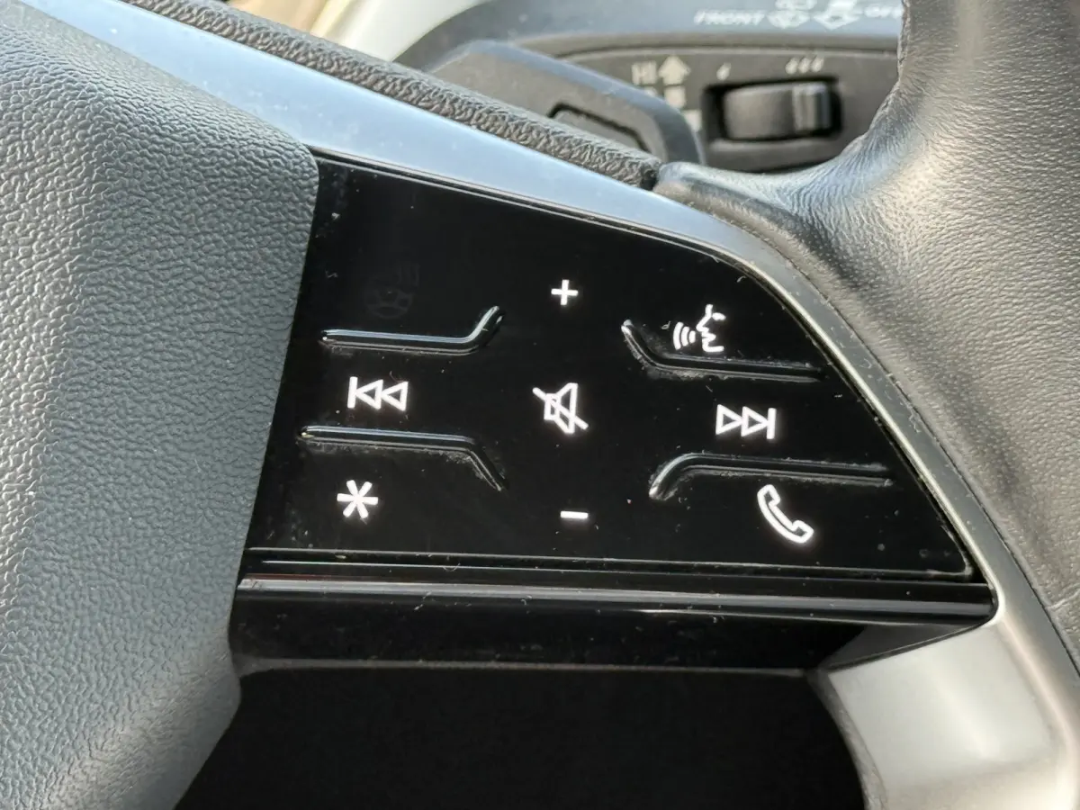 40 Edition 77 kWh Soh 94%