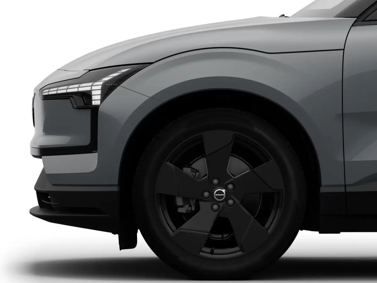 P5 Long Range Plus Black Edition Europa 69 kWh | Elektrisch Verstelbare Soelen | Op Voorraad | Harman/Kardon | Stoelverwarming |