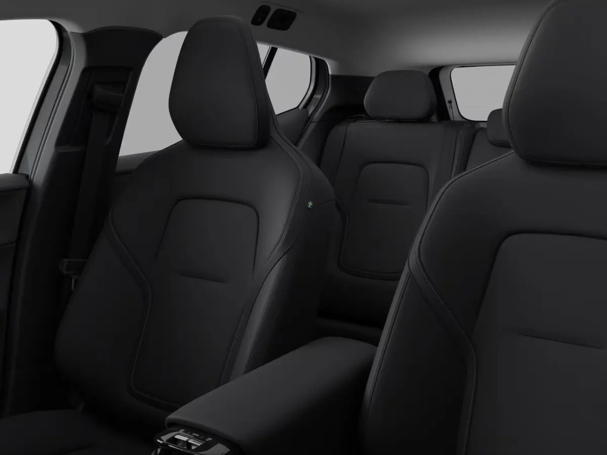 P5 Long Range Plus Black Edition Europa 69 kWh | Elektrisch Verstelbare Soelen | Op Voorraad | Harman/Kardon | Stoelverwarming |