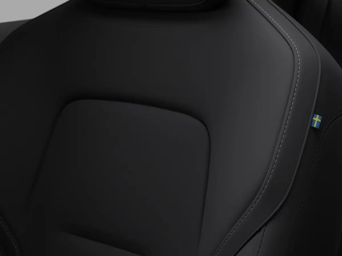 P5 Long Range Plus Black Edition Europa 69 kWh | Elektrisch Verstelbare Soelen | Op Voorraad | Harman/Kardon | Stoelverwarming |