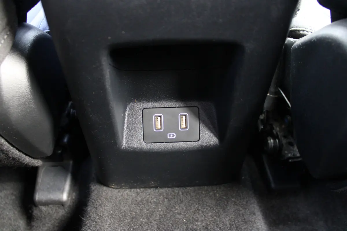 1.6 T-GDI HEV Comfort | Achteruitrijcamera | Audio installatie | Buitenspiegels elektrisch inklapbaar