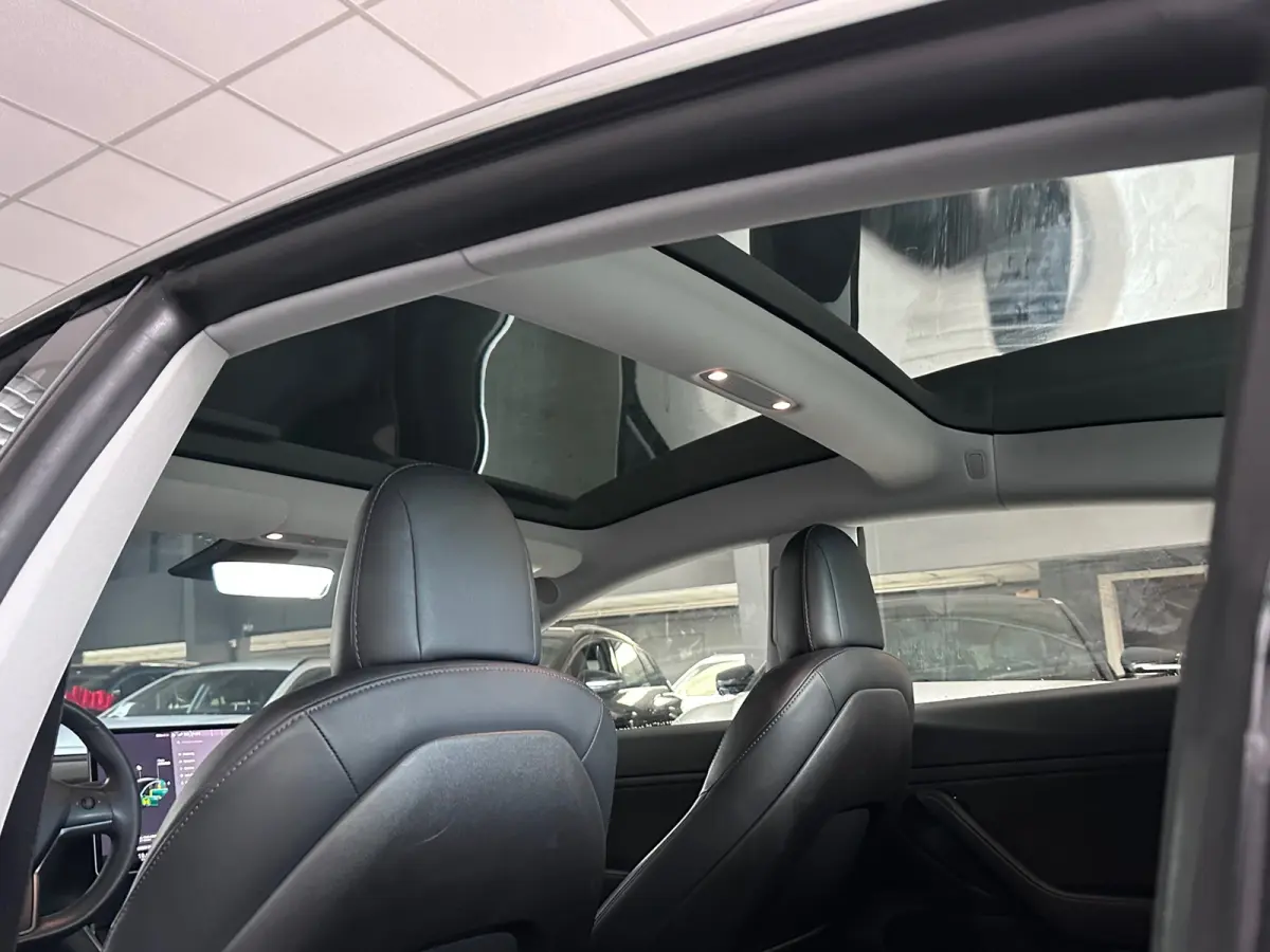 Long Range AWD 75 kWh