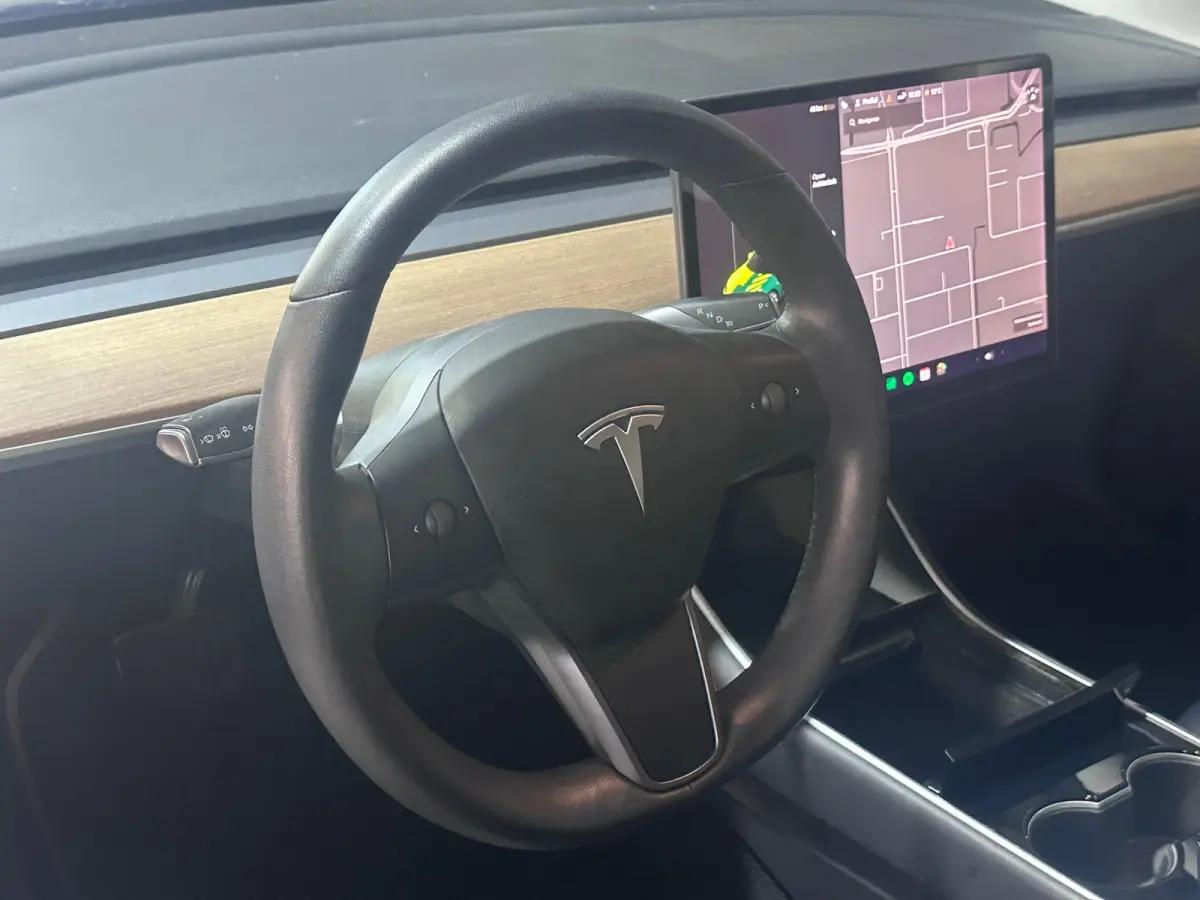 Long Range AWD 75 kWh