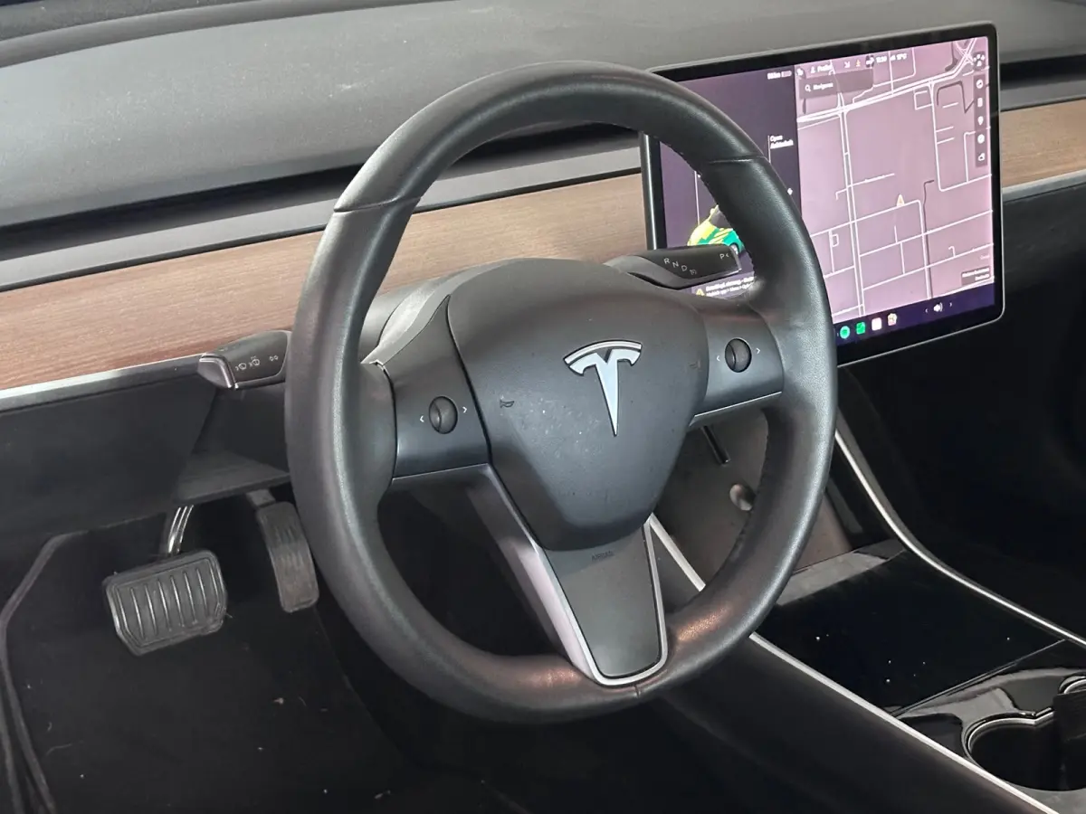 Long Range AWD 75 kWh