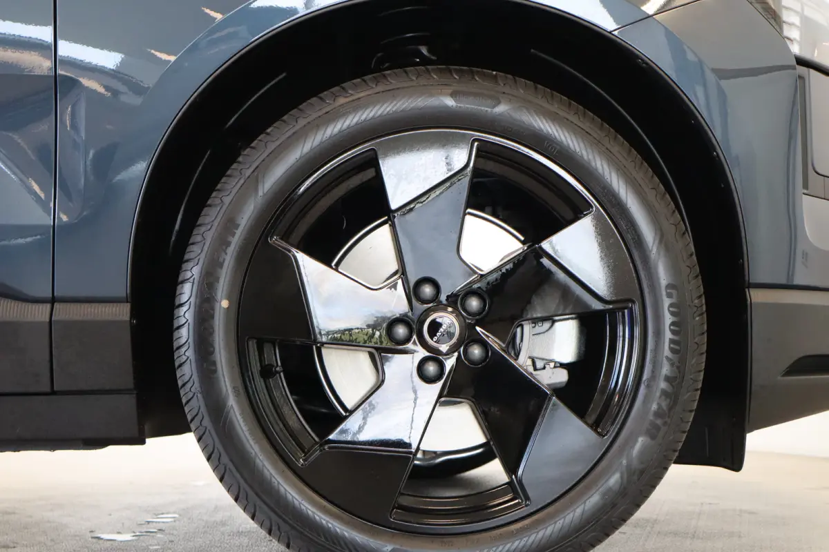 Black Edition P5 272PK Long Range Elektrisch Plus Europa | HK Audio | Black Pack | Stoel&Stuur verw. | Adap Cruise