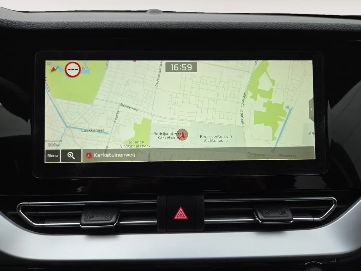 1.6i Hybrid DynamicLine | 1e Eigenaar | Automaat | Camera | Carplay | navigatie | Cruise Control Adaptief | 12 Maanden BOVAG Garantie |