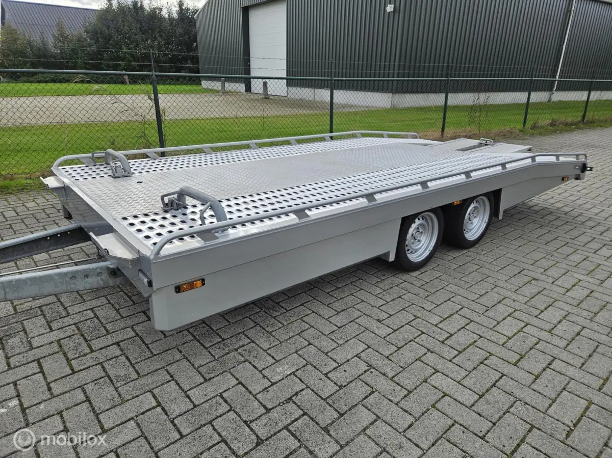 Tijhof Oprijwagen T35 2.3 dCi 165 zeer netjes