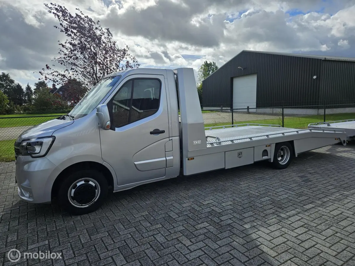 Tijhof Oprijwagen T35 2.3 dCi 165 zeer netjes