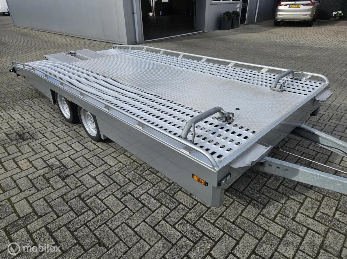 Tijhof Oprijwagen T35 2.3 dCi 165 zeer netjes