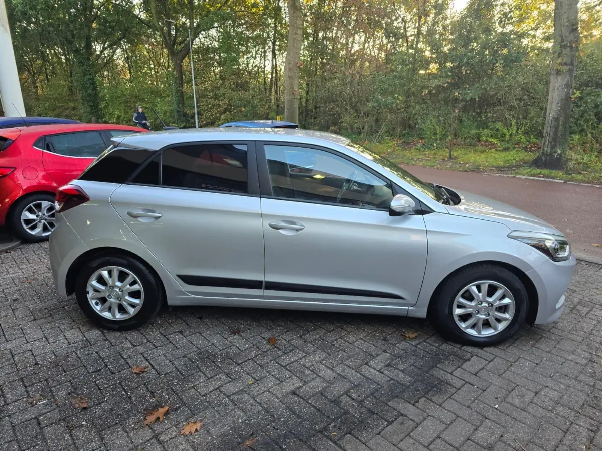 1.0 T-GDI Go! 2016 | 2E EIGENAAR | 3/6 OF 12MND GARANTIE | NAVI | CAMERA | LMV |