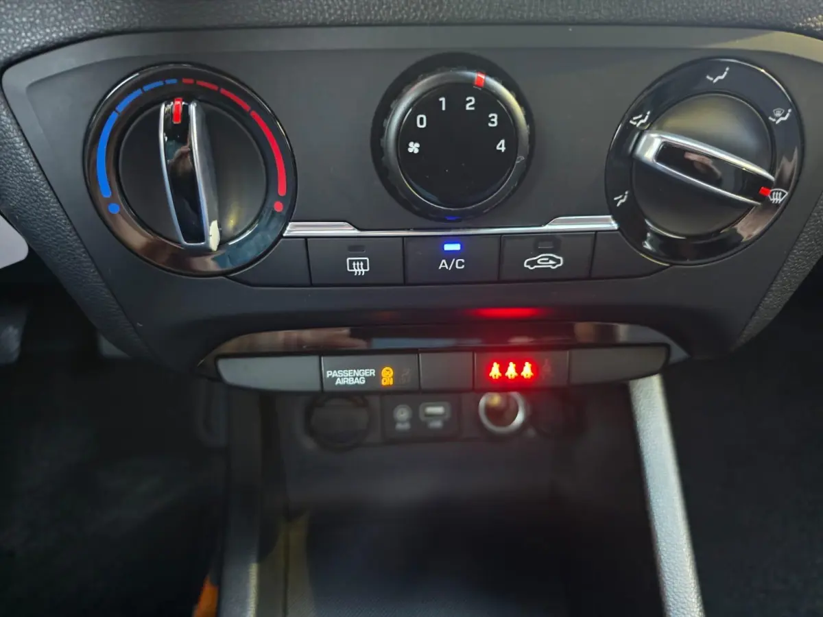 1.0 T-GDI Go! 2016 | 2E EIGENAAR | 3/6 OF 12MND GARANTIE | NAVI | CAMERA | LMV |