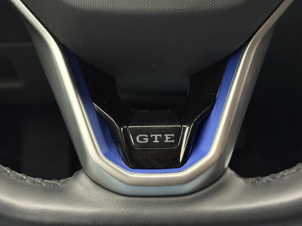 1.4 TSI PHEV GTE Business Pano| Head up
