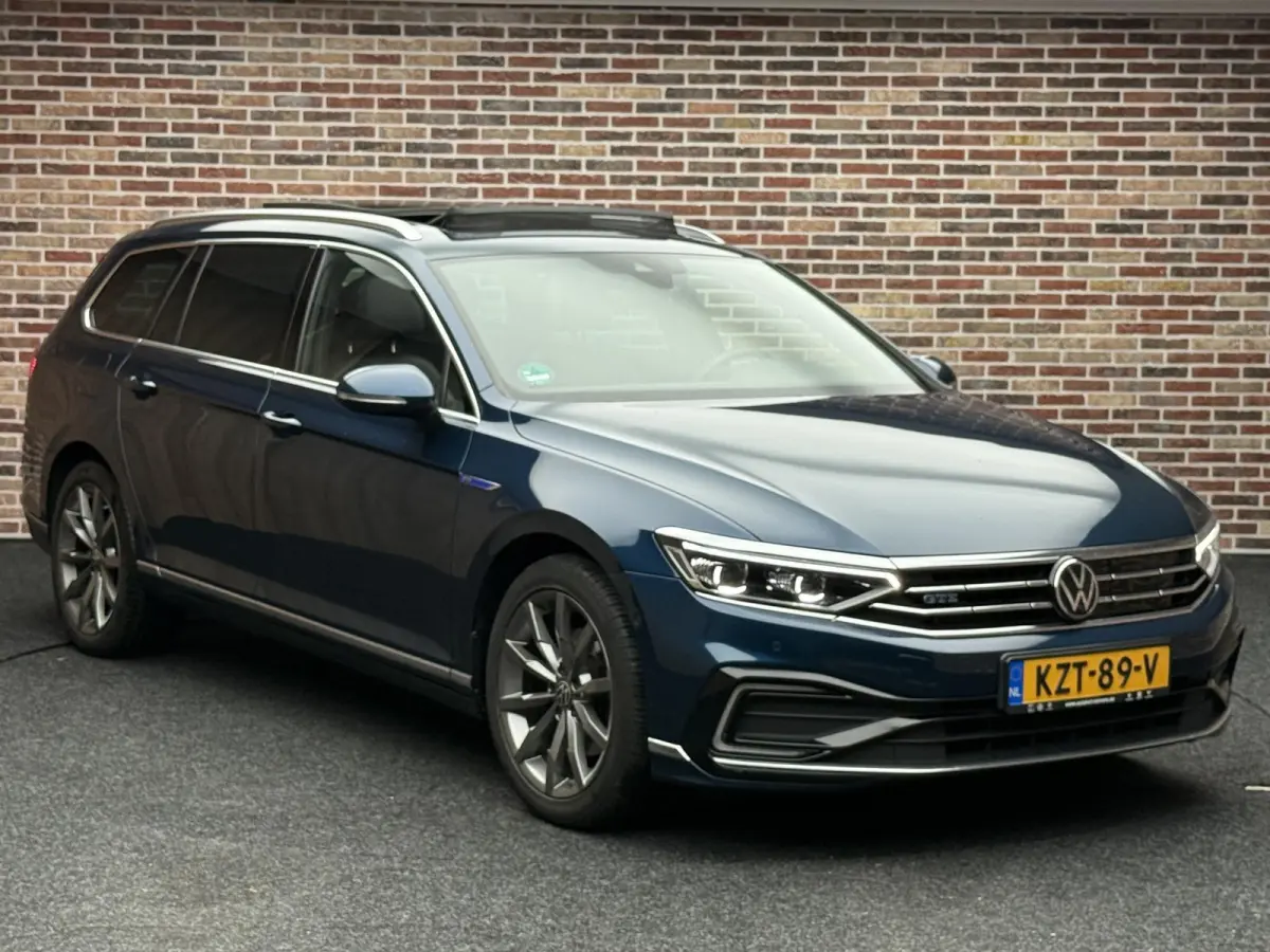 1.4 TSI PHEV GTE Business Pano| Head up
