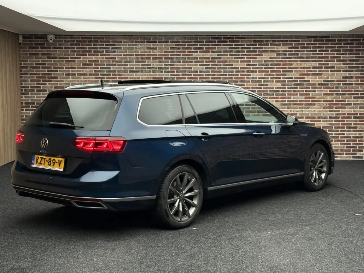 1.4 TSI PHEV GTE Business Pano| Head up