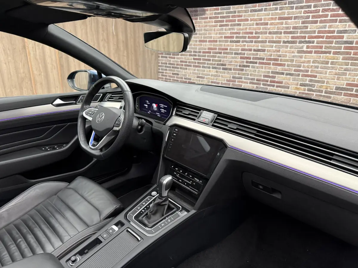 1.4 TSI PHEV GTE Business Pano| Head up