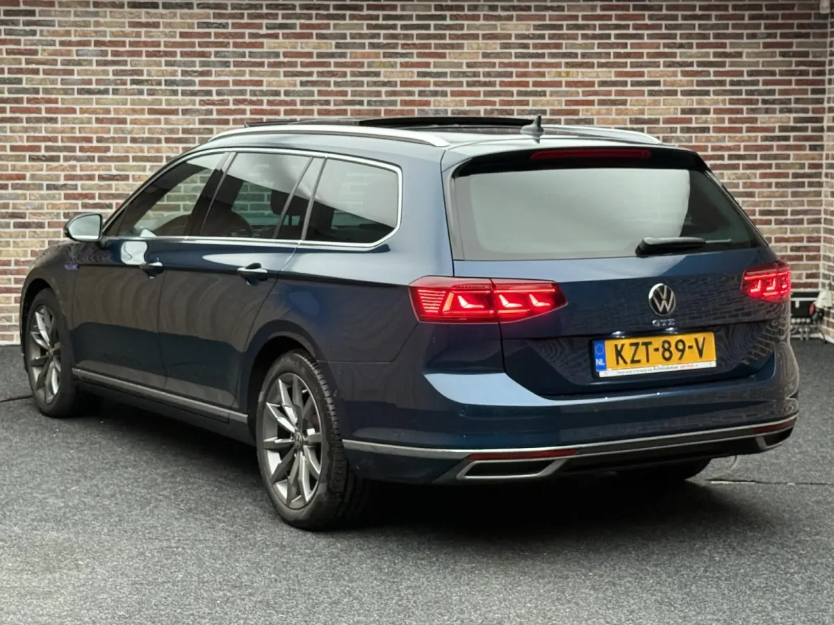 1.4 TSI PHEV GTE Business Pano| Head up