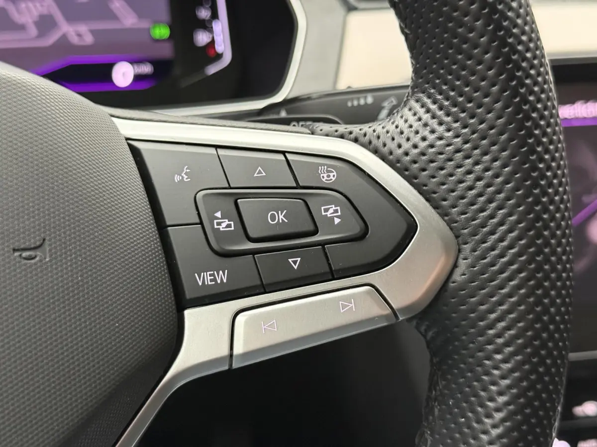 1.4 TSI PHEV GTE Business Pano| Head up