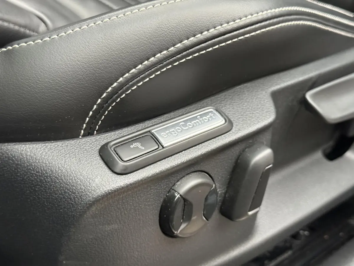 1.4 TSI PHEV GTE Business Pano| Head up