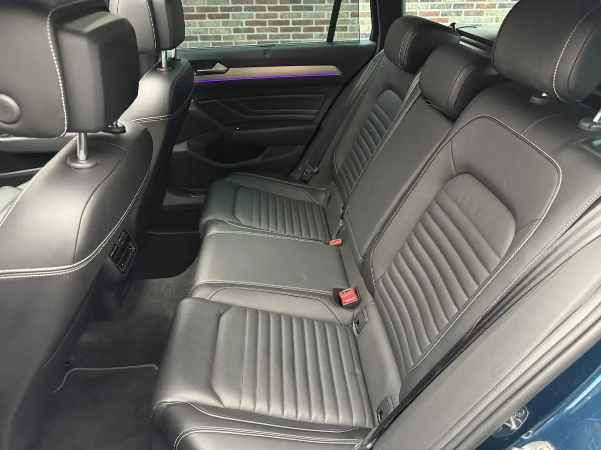 1.4 TSI PHEV GTE Business Pano| Head up