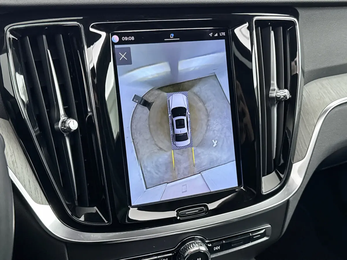 B4 Plus Bright | 18" | Geventileerd Nappa | Panoramadak | Harman Kardon | Trekhaak | 360 Camera | Full LED | Parkeerverwarming | Elektr. verst. Stoelen