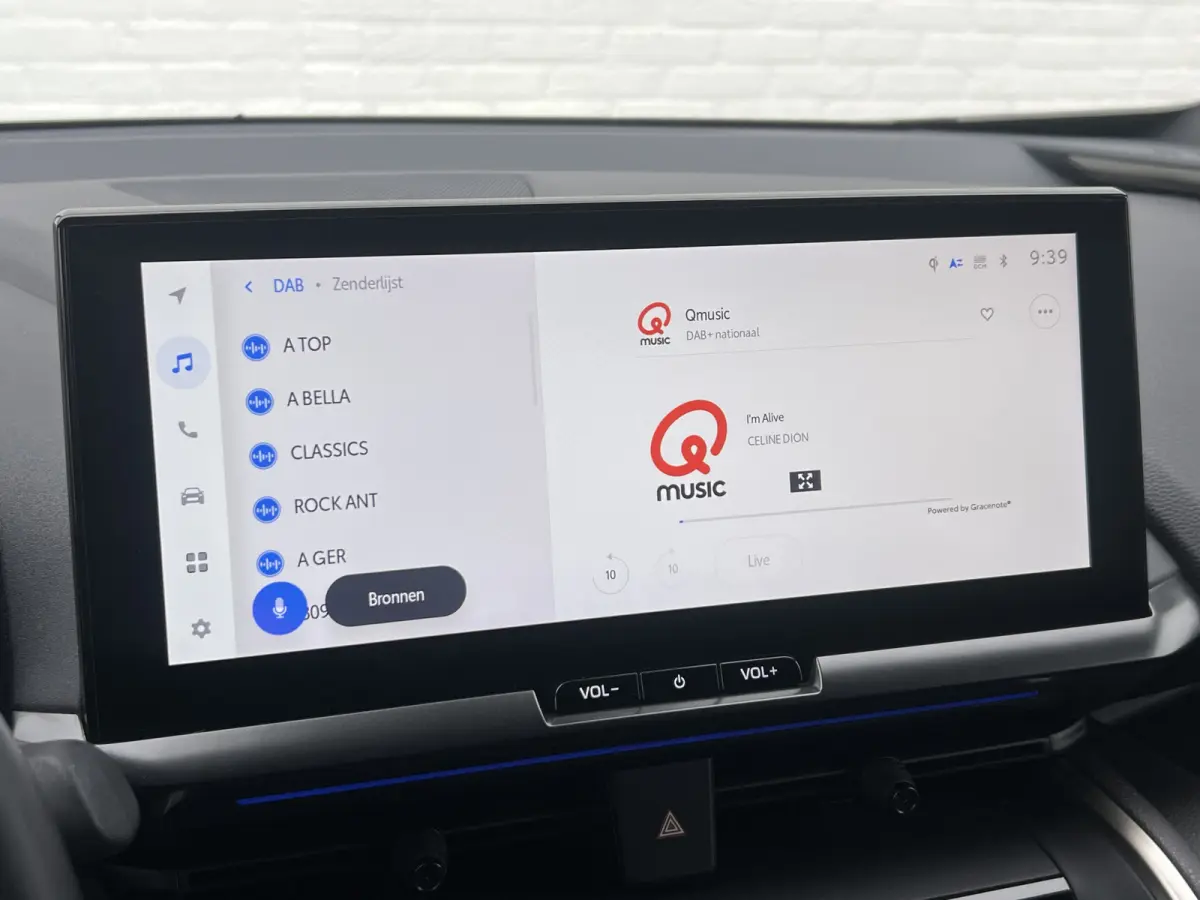 2.0 Plug-in Hybrid 220 Executive | JBL | ACC | Premium LED | Camera