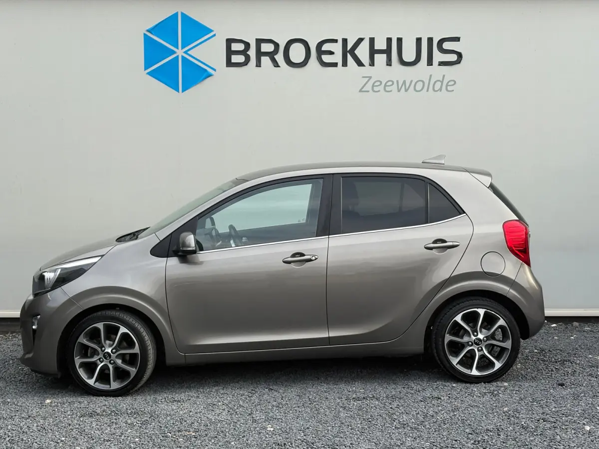 1.0 CVVT Design Edition |AIRCO| ELEKTRISCHE RAMEN VOOR| APPLE CARPLAY| ANDROIDAUTO| LICHTMETALEN VELGEN 16''|