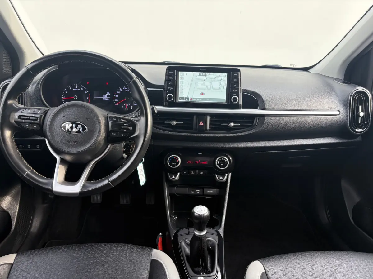 1.0 CVVT Design Edition |AIRCO| ELEKTRISCHE RAMEN VOOR| APPLE CARPLAY| ANDROIDAUTO| LICHTMETALEN VELGEN 16''|