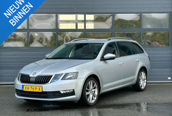 1.5 TSI GREENTECH AMBITION BUSINESS I ADAPTIVE CRUISE CONTROL I APPLE CARPLAY I CLIMATE CONTROL