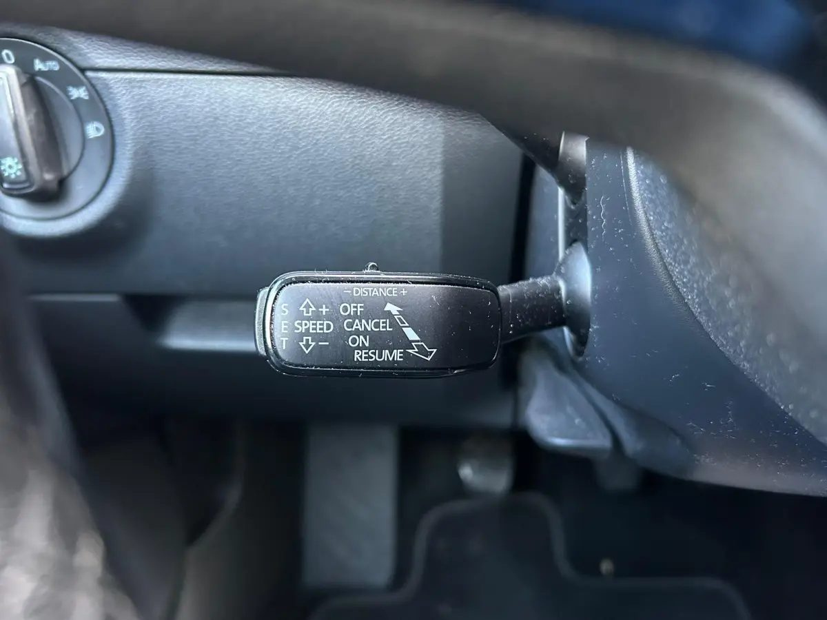 1.5 TSI GREENTECH AMBITION BUSINESS I ADAPTIVE CRUISE CONTROL I APPLE CARPLAY I CLIMATE CONTROL