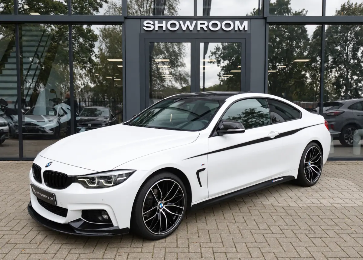 420i High Executive M SPORT KEYLESS PDC