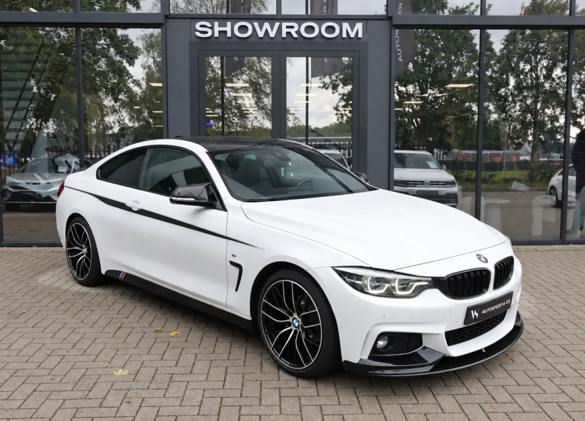 420i High Executive M SPORT KEYLESS PDC