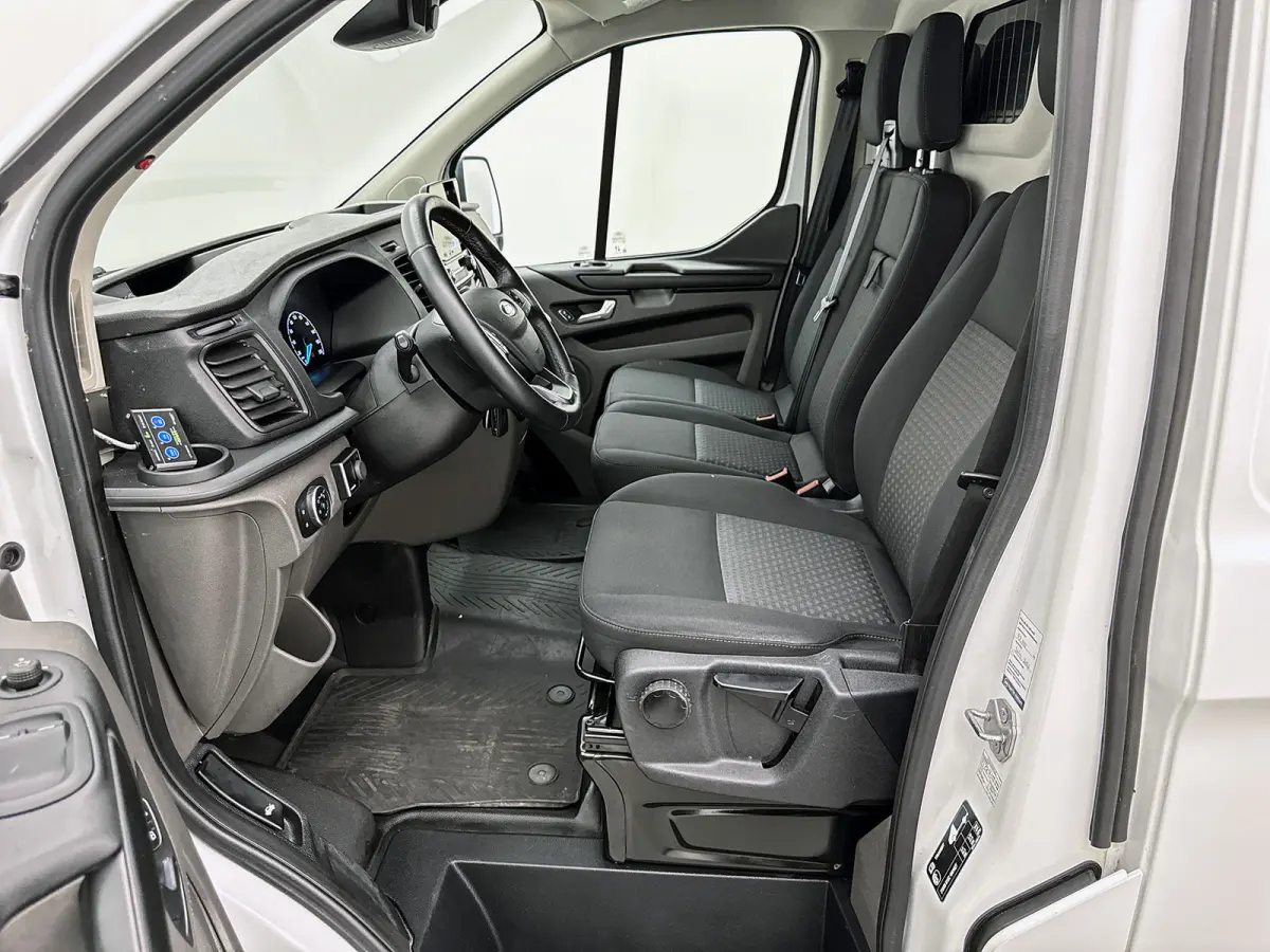 300 2.0 TDCI L2H1 130pk Camera Inrichting Servicewagen Cruise control