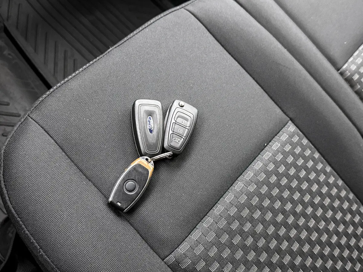 300 2.0 TDCI L2H1 130pk Camera Inrichting Servicewagen Cruise control