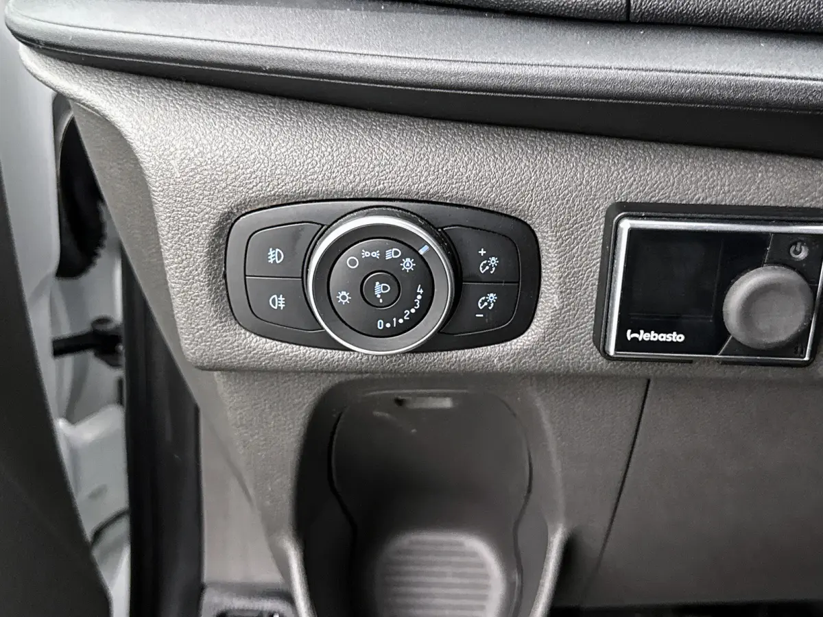 300 2.0 TDCI L2H1 130pk Camera Inrichting Servicewagen Cruise control