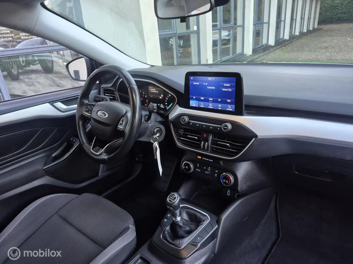 1.0 EcoBoost Trend Edition Airco|Navi|LED