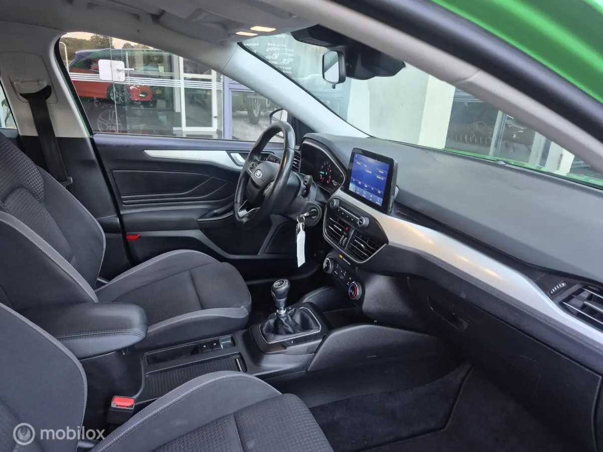 1.0 EcoBoost Trend Edition Airco|Navi|LED