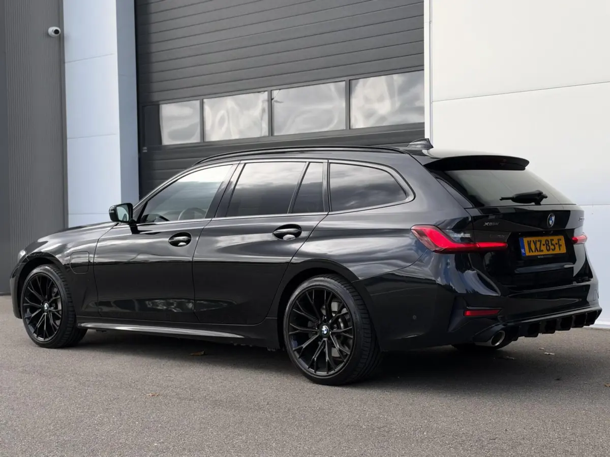 330e xDrive Sportline M SOH 94%|Trekhaak