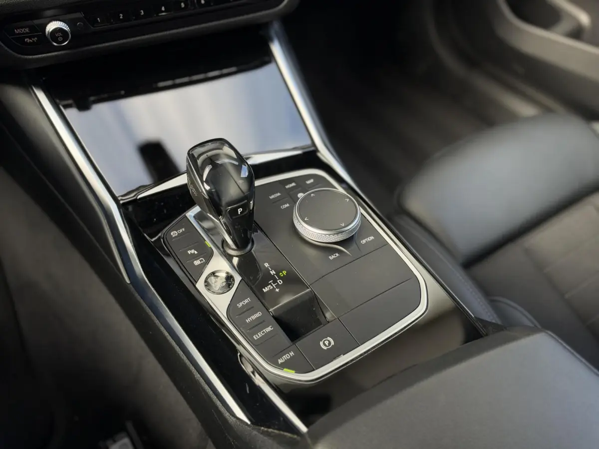 330e xDrive Sportline M SOH 94%|Trekhaak