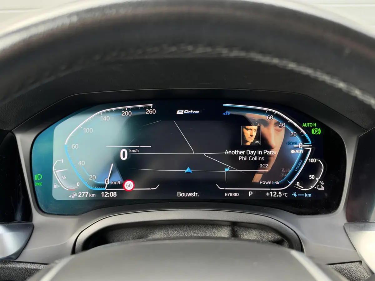 330e xDrive Sportline M SOH 94%|Trekhaak