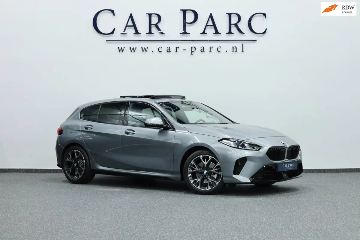 120 M Sport 170+PK LASER/VIRTUAL/SFEER/PANO/HUD/HARMAN/HALF LEDER+S.VERWARMING/CAM/ACC/ECC/FABRIEKSGARANTIE!