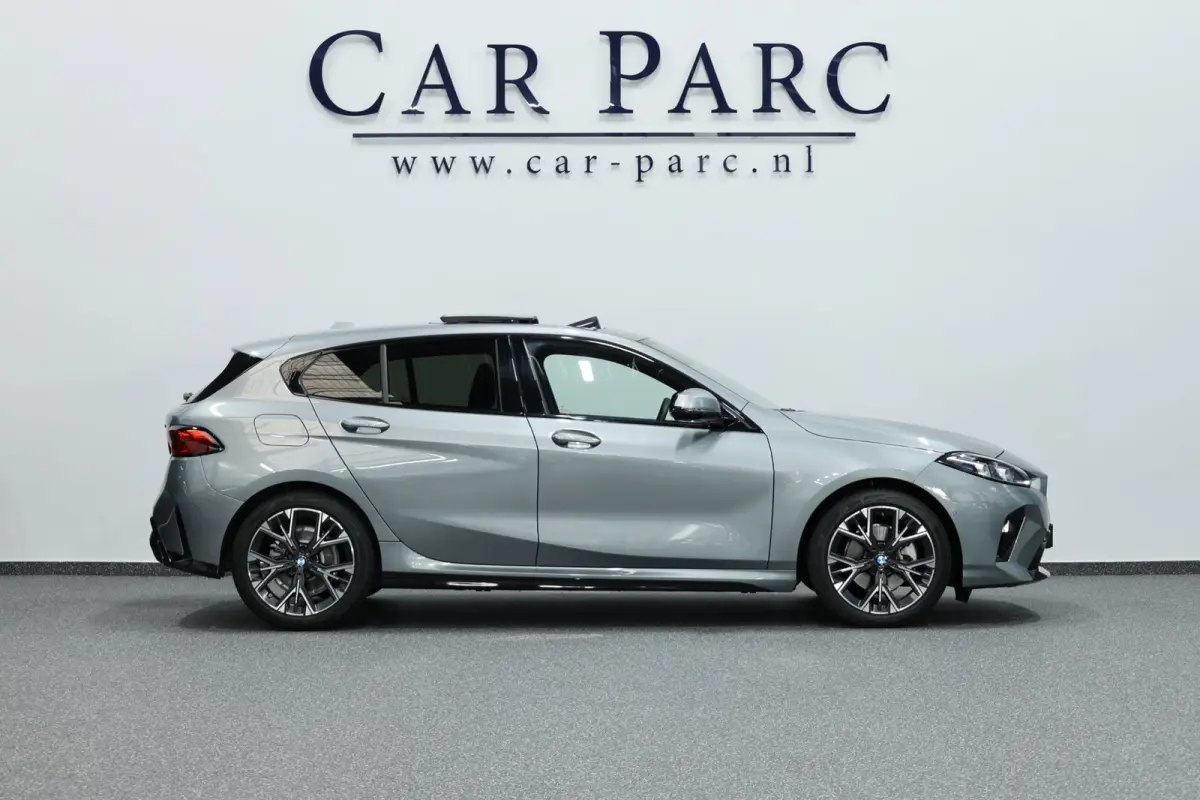 120 M Sport 170+PK LASER/VIRTUAL/SFEER/PANO/HUD/HARMAN/HALF LEDER+S.VERWARMING/CAM/ACC/ECC/FABRIEKSGARANTIE!
