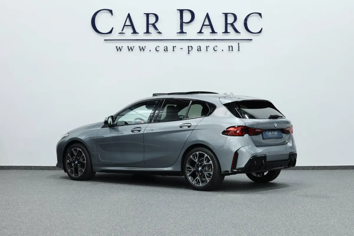 120 M Sport 170+PK LASER/VIRTUAL/SFEER/PANO/HUD/HARMAN/HALF LEDER+S.VERWARMING/CAM/ACC/ECC/FABRIEKSGARANTIE!