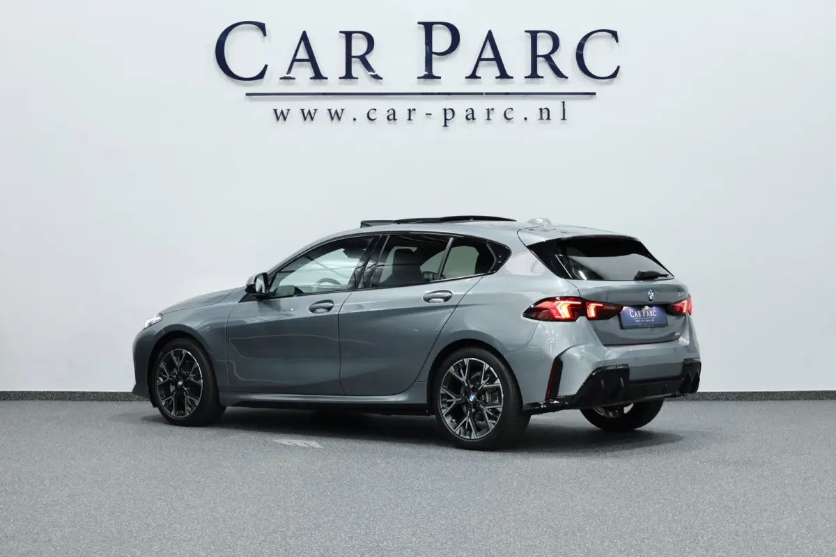 120 M Sport 170+PK LASER/VIRTUAL/SFEER/PANO/HUD/HARMAN/HALF LEDER+S.VERWARMING/CAM/ACC/ECC/FABRIEKSGARANTIE!