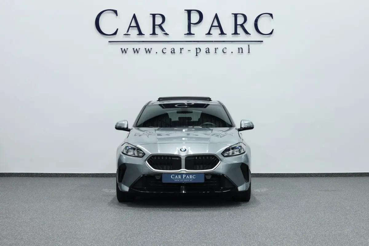120 M Sport 170+PK LASER/VIRTUAL/SFEER/PANO/HUD/HARMAN/HALF LEDER+S.VERWARMING/CAM/ACC/ECC/FABRIEKSGARANTIE!