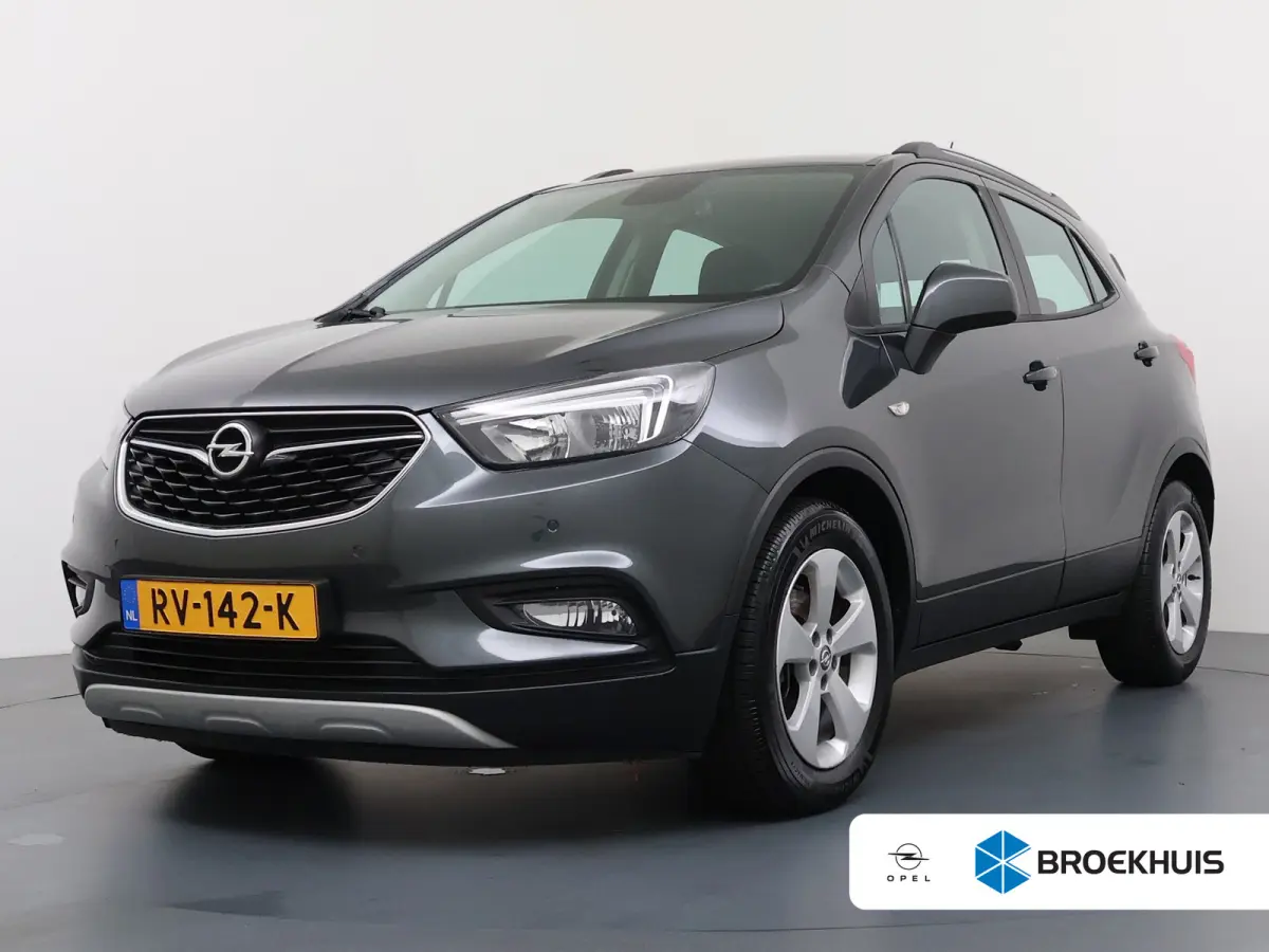 1.4 Turbo Innovation / Trekhaak / Navigatie / Parkeersensoren / Carplay / LED / Ecc / 17 '' LMV