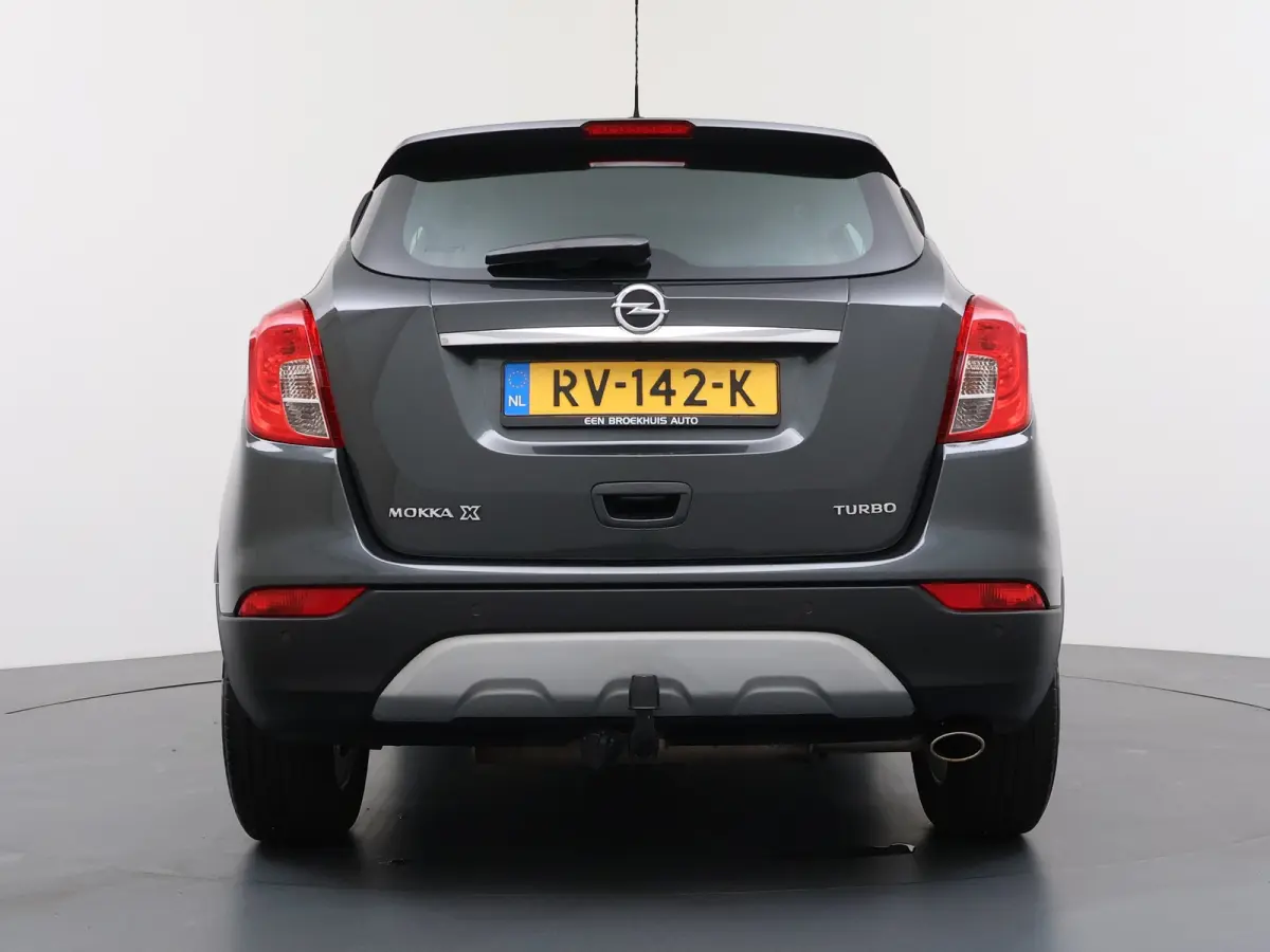 1.4 Turbo Innovation / Trekhaak / Navigatie / Parkeersensoren / Carplay / LED / Ecc / 17 '' LMV