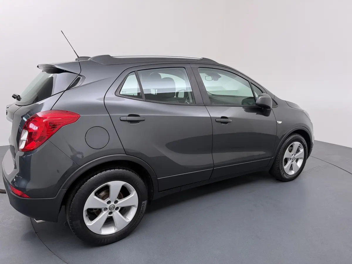 1.4 Turbo Innovation / Trekhaak / Navigatie / Parkeersensoren / Carplay / LED / Ecc / 17 '' LMV